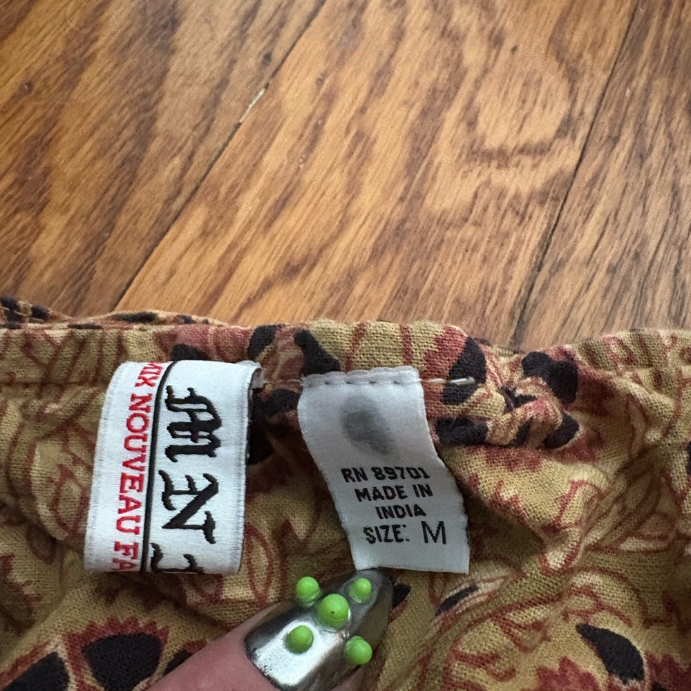 Y2k 'Mix Nouveau News' Yellow Peasant Skirt / Medium - Picture 4 of 5